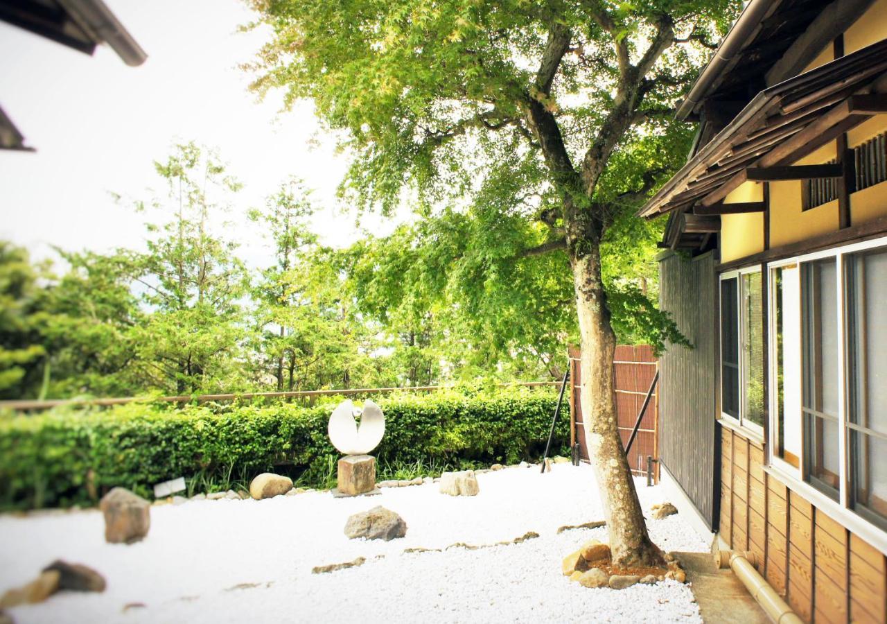 Atami Spring Terrace Hotel Екстер'єр фото